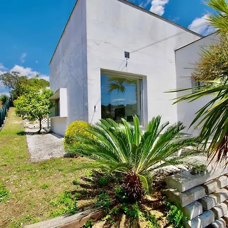 Cinta: Luxurious 6-person With Private Pool And Bbq Villa Massanet De La Selva