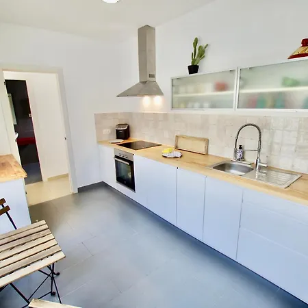 Villa Cinta: Luxurious 6-person With Private Pool And Bbq